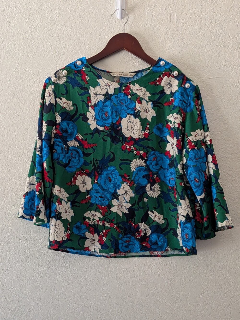 Zara Basic Green Floral Blouse Pearl Button Detail Bell Sleeve Top Boho Size S